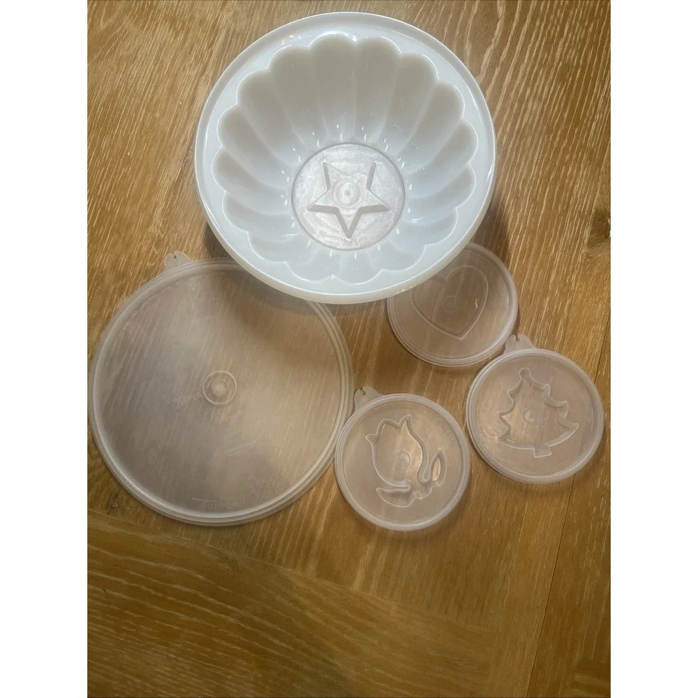 Tupperware Vintage Jello Mold Jel-N-Serve w/ Lid d‎ & Star, tree, tulip, heart